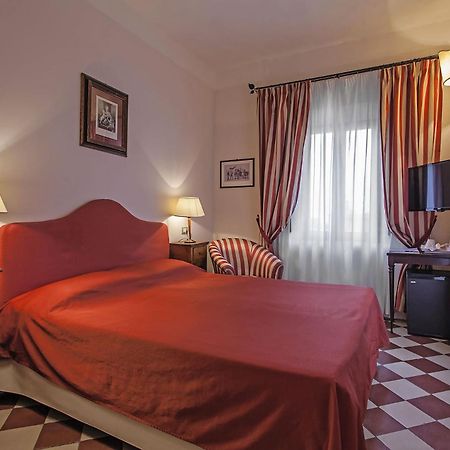 Il Chiostro Del Carmine Hotel Siena Exterior photo
