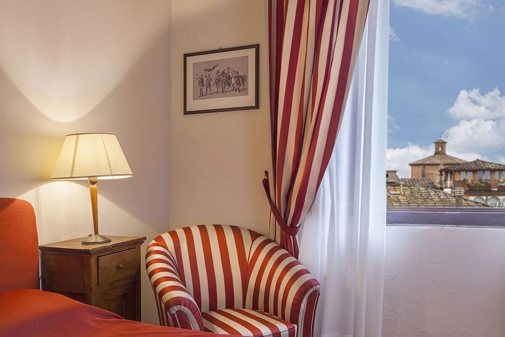 Il Chiostro Del Carmine Hotel Siena Exterior photo