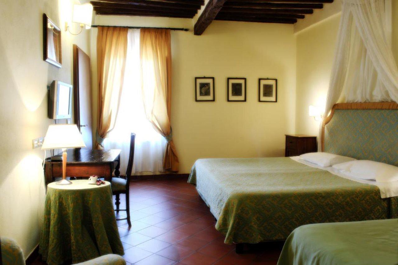 Il Chiostro Del Carmine Hotel Siena Exterior photo