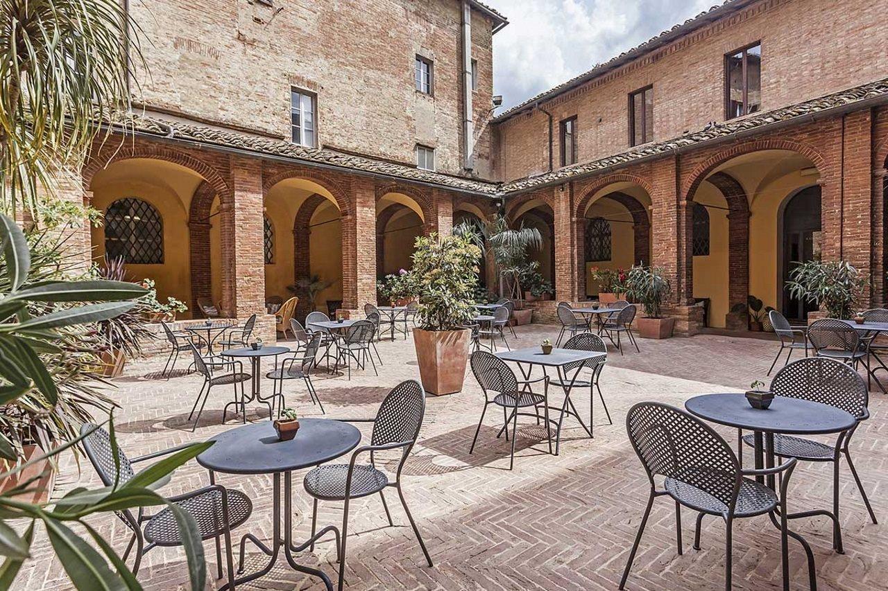 Il Chiostro Del Carmine Hotel Siena Exterior photo