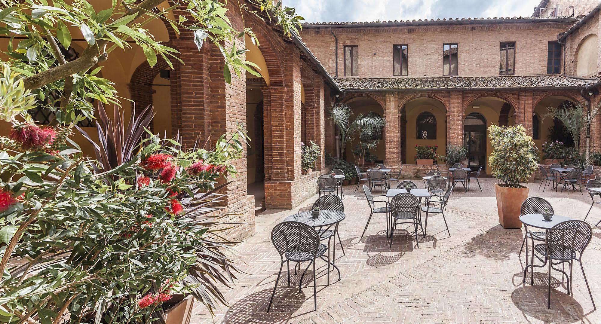Il Chiostro Del Carmine Hotel Siena Exterior photo