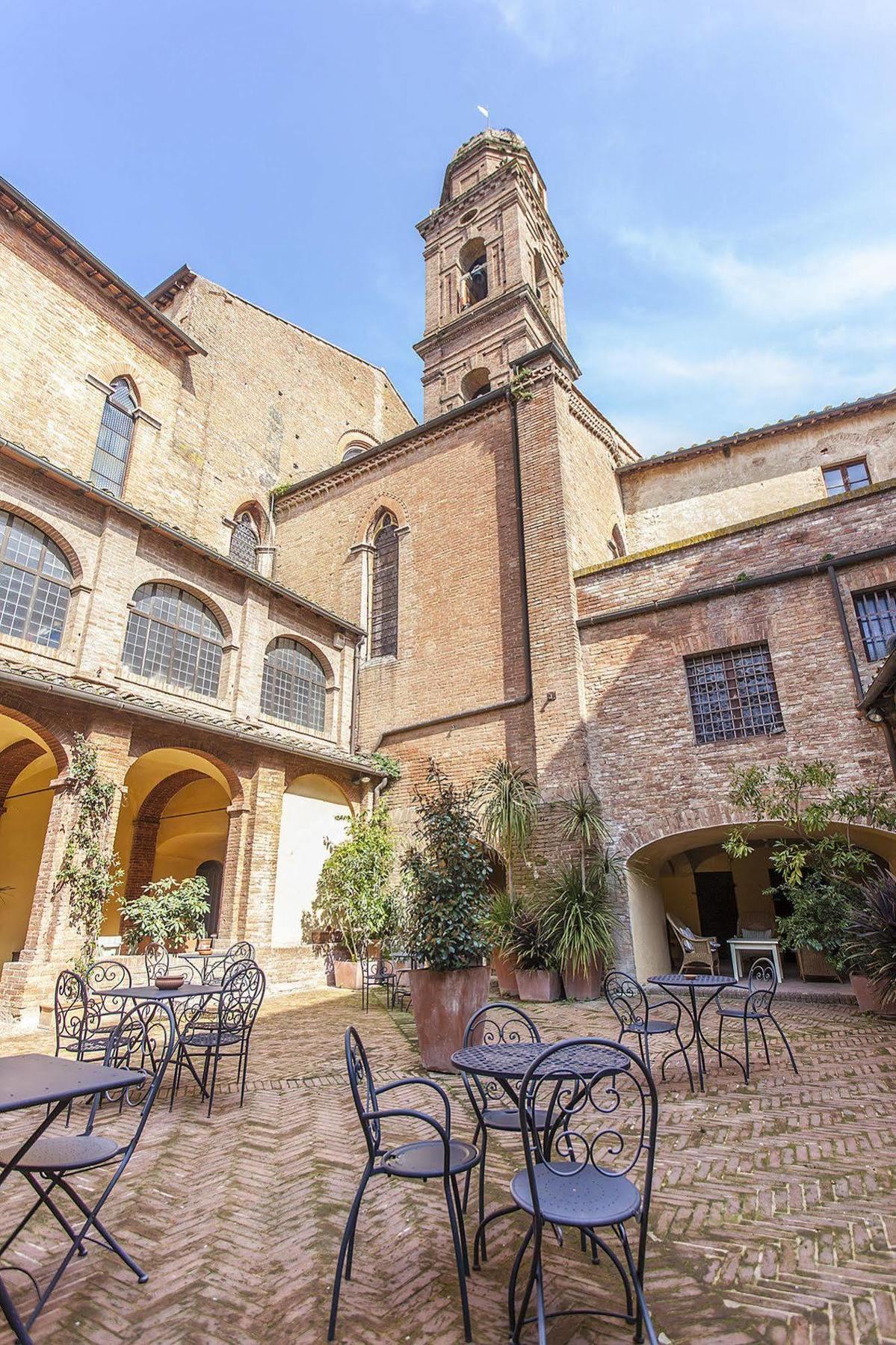 Il Chiostro Del Carmine Hotel Siena Exterior photo