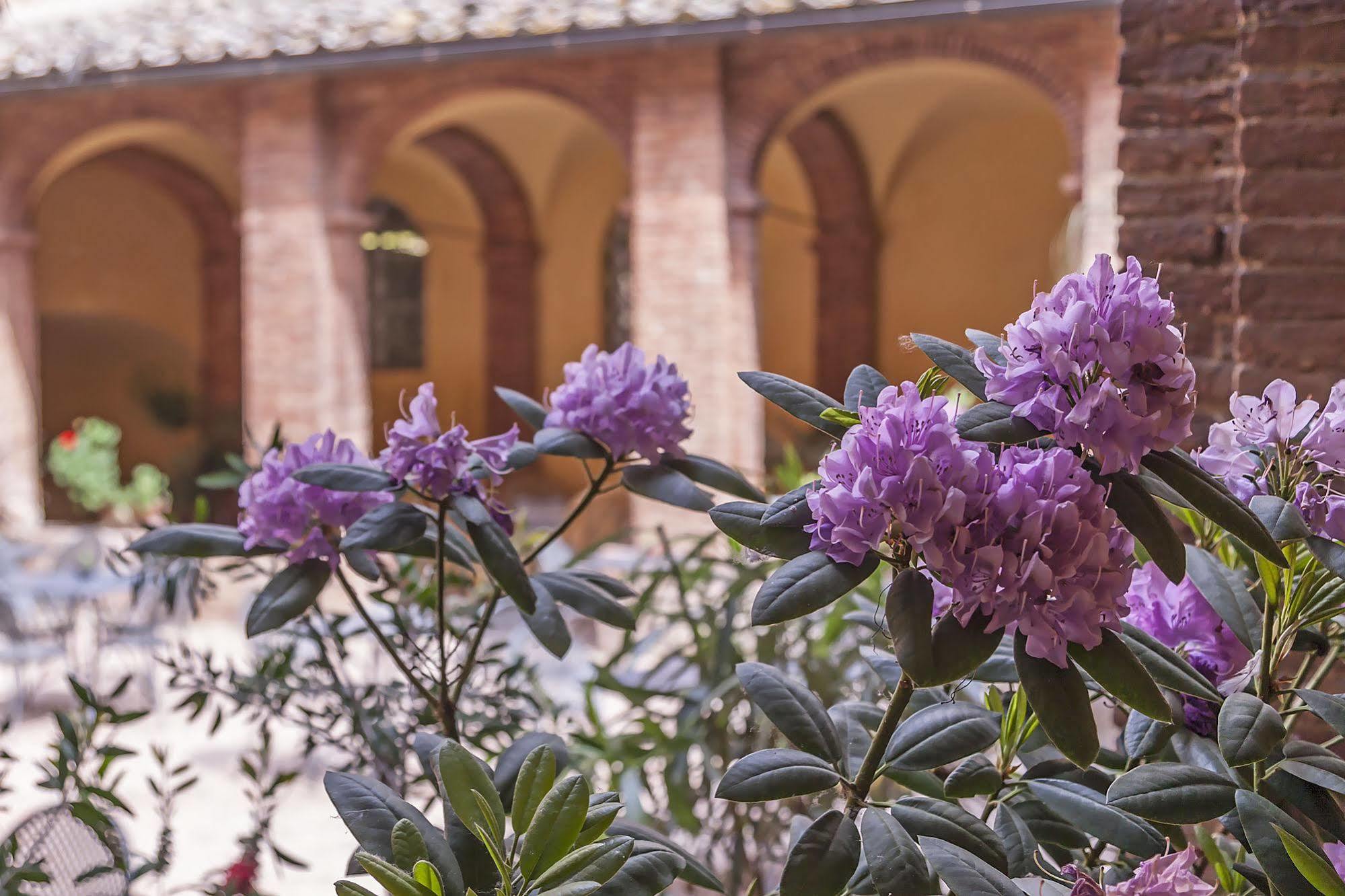 Il Chiostro Del Carmine Hotel Siena Exterior photo