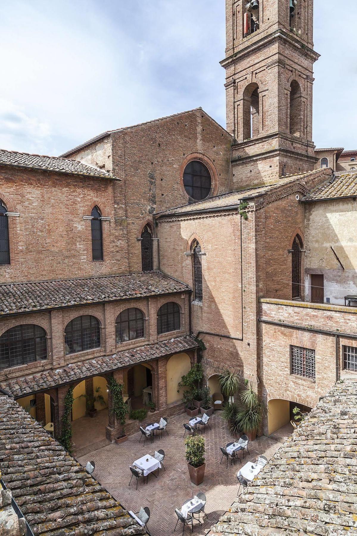 Il Chiostro Del Carmine Hotel Siena Exterior photo